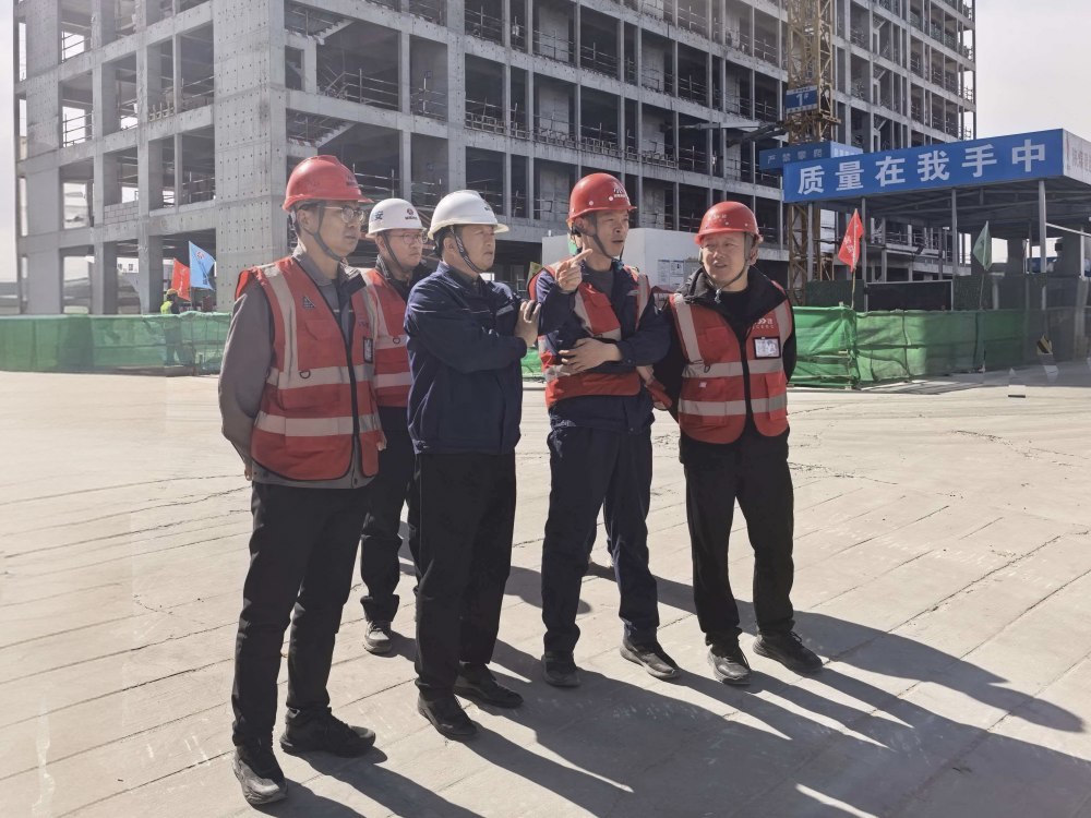 榆林化學副總經理劉振虎深入陜煤建設天工公司基層項目部檢查指導工作